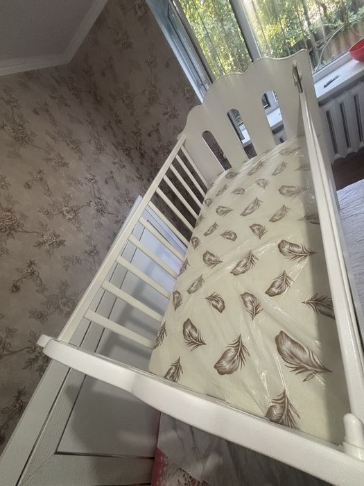 Детский манеж продам