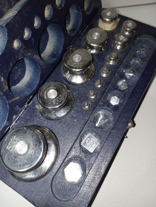 Гири для ювелирных весов.