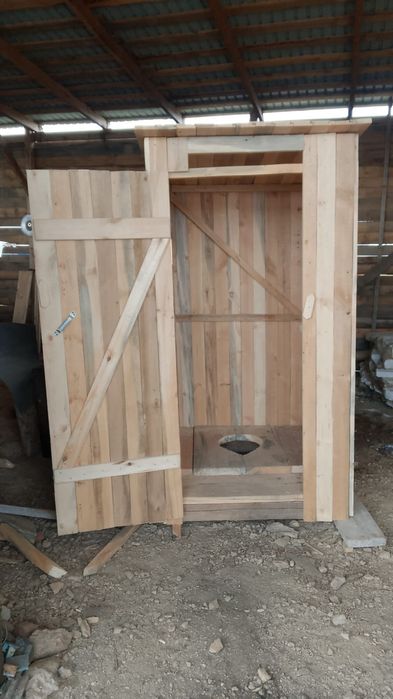 Продам  туалеты .