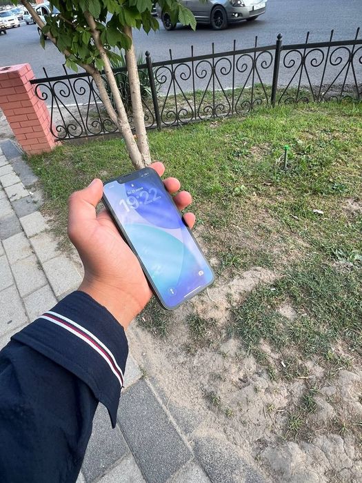 IPhone 13 bor  garantili