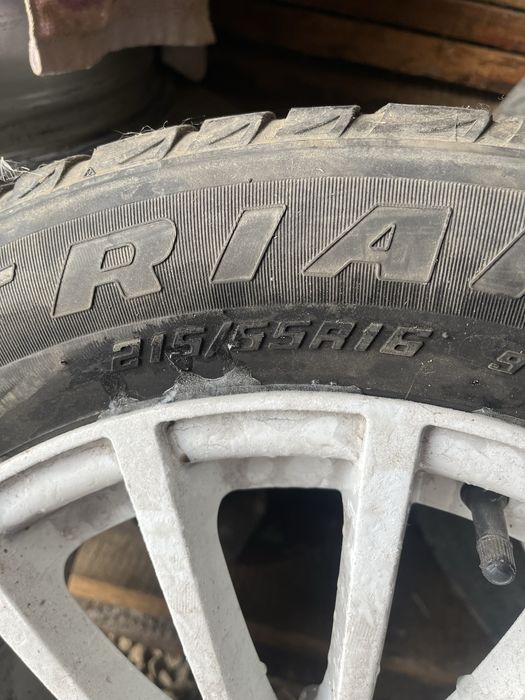 Продам диски с резиной r16