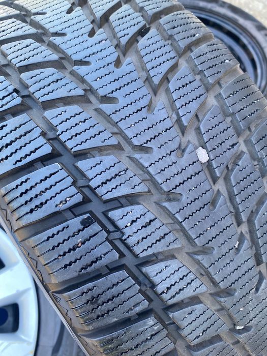 Roti de iarna Nissan 205/55/16 senzori presiune inclusi