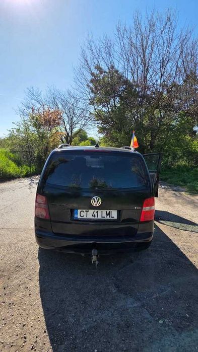 VOLKSWAGEN Touran 2004 — imagine 5