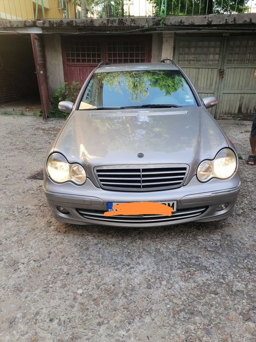 Автомобил.          .