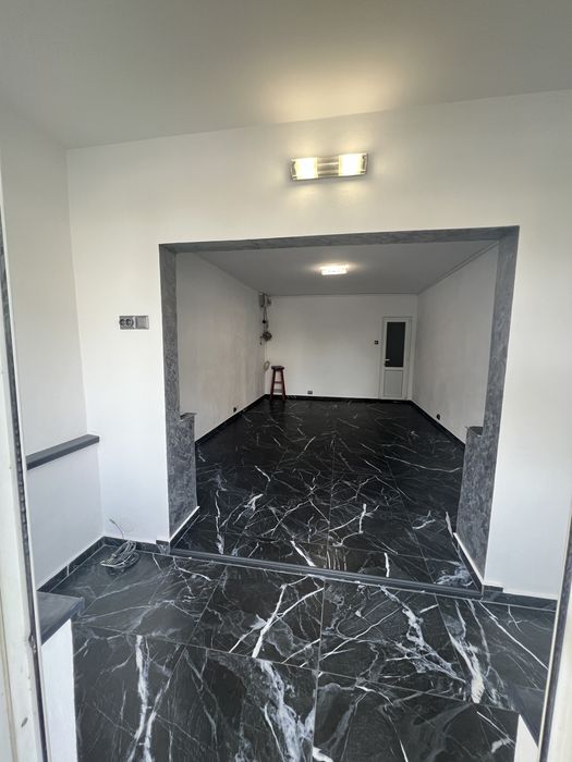 Inchiriez  Spatiu Comercial