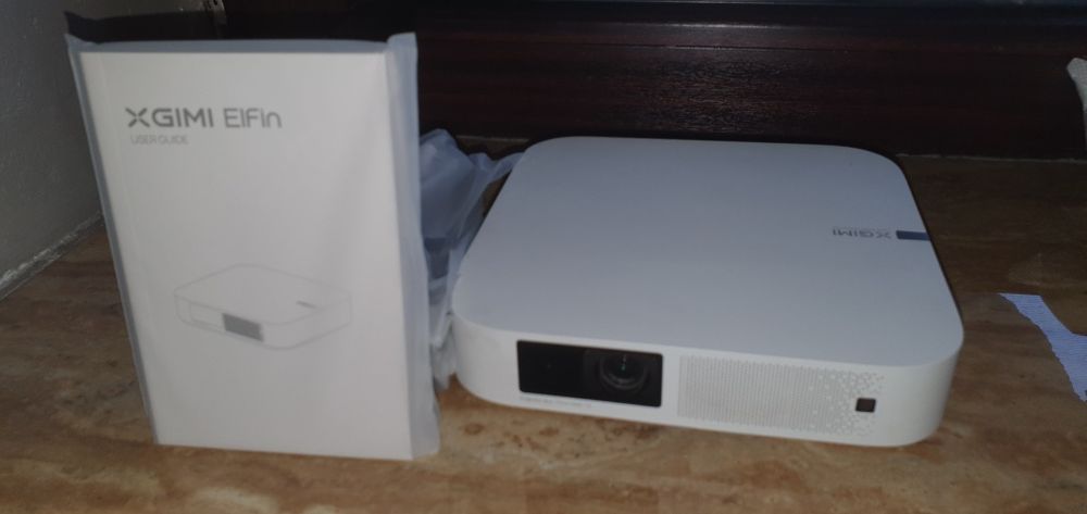 Продам проектор XGIMI Elfin