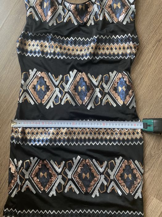 красива паетена рокля