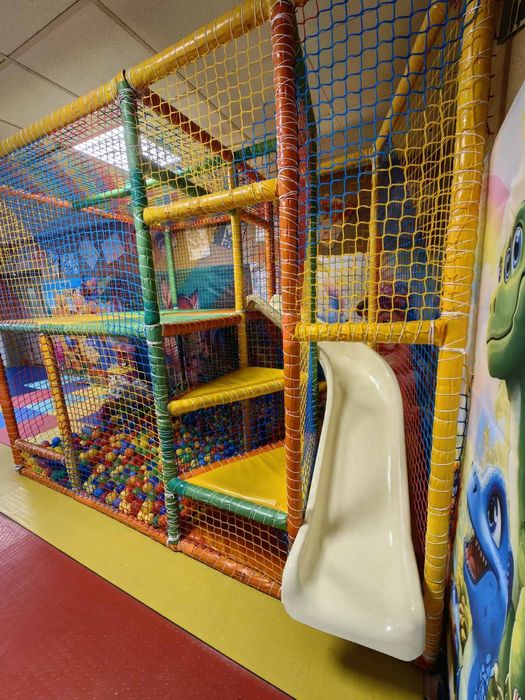 Детски парти център - зала под наем - Младост 1