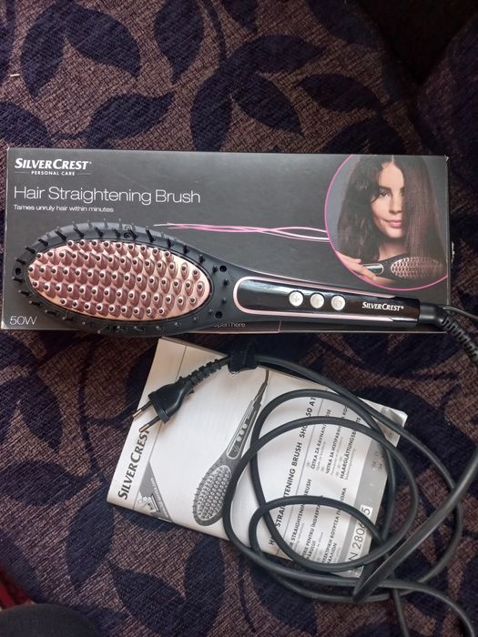 Четка за изправяне  на коса