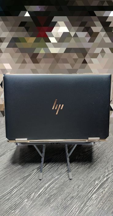 HP Spectre x360 Convertible 13-aw2005ur