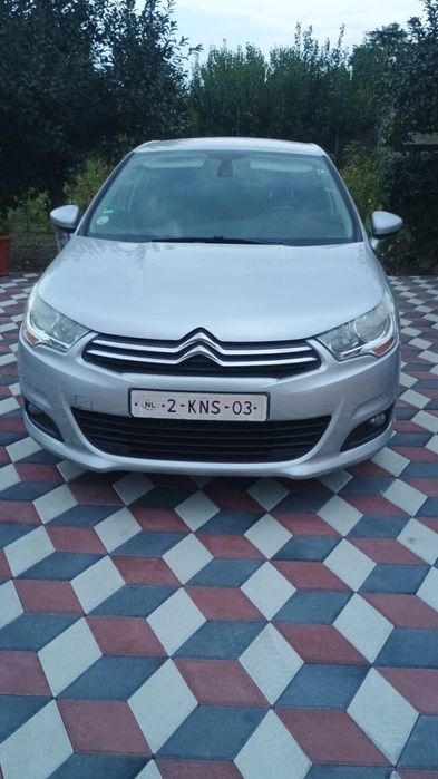Se vinde Citroen C4 1.6 e hdi anul 2013, cutie manuală