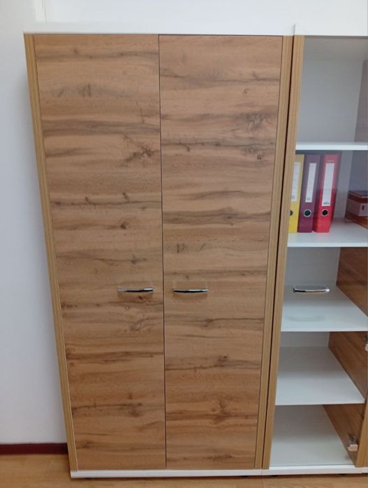 Мебель в офис комлект