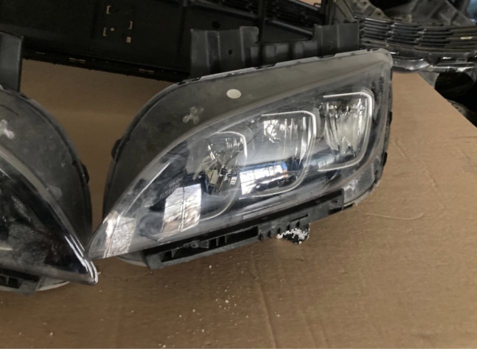 Far Hyundai Kona facelift 2021 - 2023 faruri stanga dreapta led