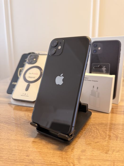 IPhone 11 de 128GB ca NOU cu 100% Sănătate Baterie / Folie Husă și Încărcător 35w nou