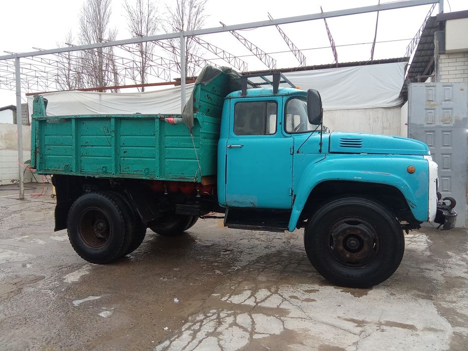 Зил сотилади 1989 йил