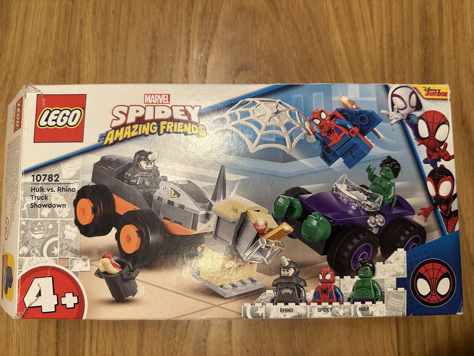 Lego Spider-Man 10782 Confruntarea dintre Hulk și Mașina Rinocer, vârsta +4