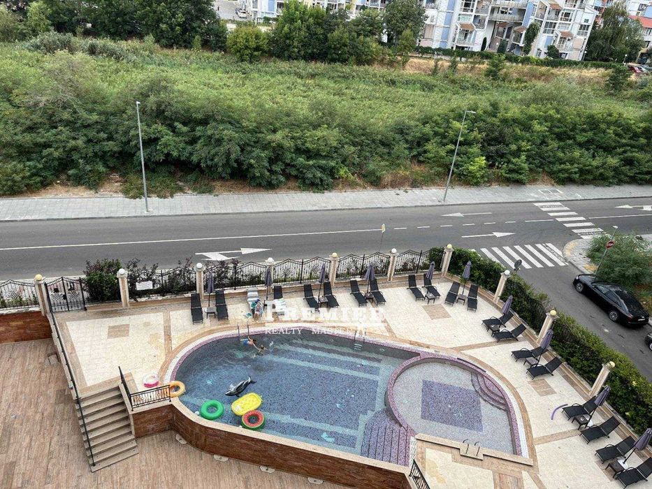 Продава се Двустаен апартамент в к.к. Слънчев бряг - 70 кв.м за 1343 €/кв.м - Снимка #9