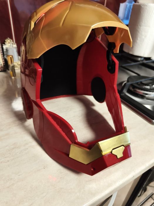 Casca Iron Man Aurie