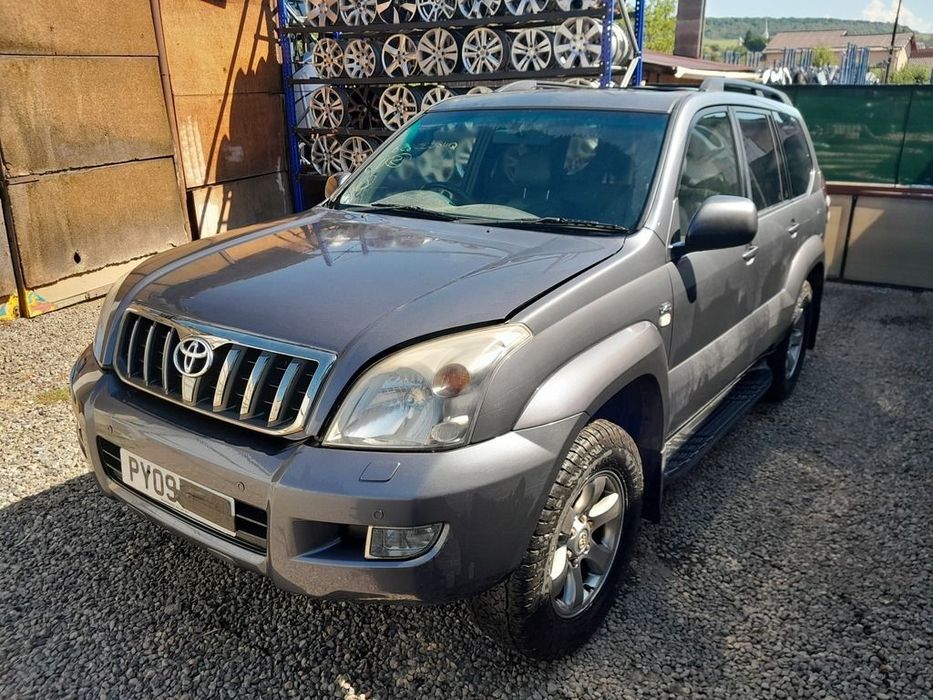 Dezmembrari dezmembrez  Toyota Land Cruiser J12 2002 - 2010