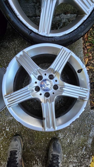 4 Jante Originale Mercedes 18" + 2 Anvelope Iarnă (E-Class, C-Class)