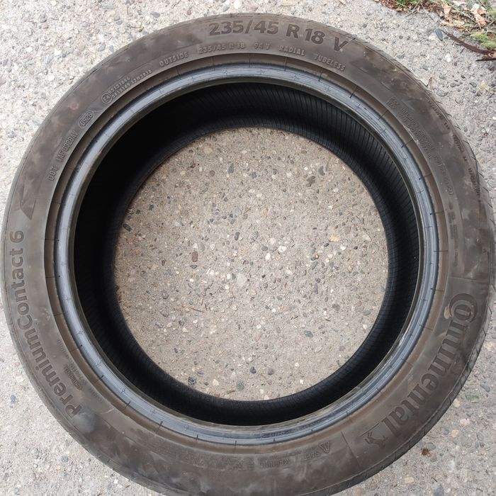Continental premium contact 6 235/45/R18  94v
235/45 R18 94V