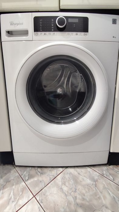 Mașină de spălat rufe Whirlpool Supreme Care, 8kg, 1400 rotații/min