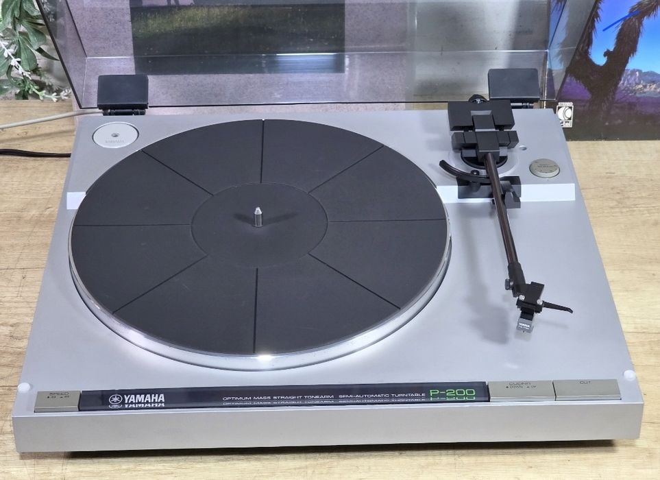 Pick-up YAMAHA P-200, semi-automat, silver, argintiu, made in Japan