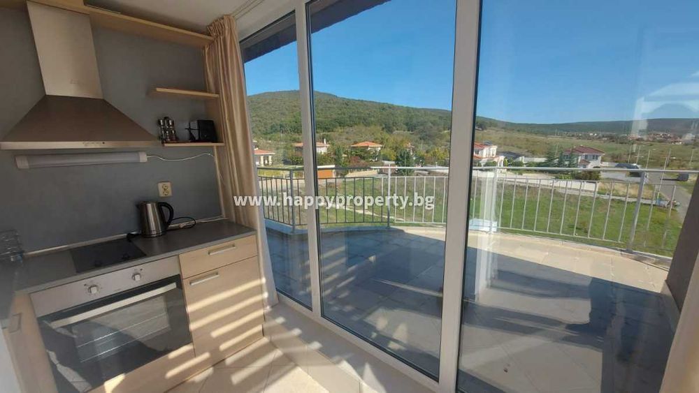 Продава се Тристаен апартамент в с. Кошарица, Област Бургас - 144 кв.м за 570 €/кв.м - Снимка #8