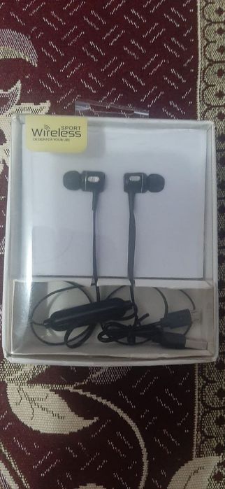 Проводной Bluetooh наушник Новый Каробка