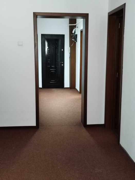de vânzare apartament la parter situat în Baia Mare la intersectia bulevard Regele Mihai I și strada Cosmonauților