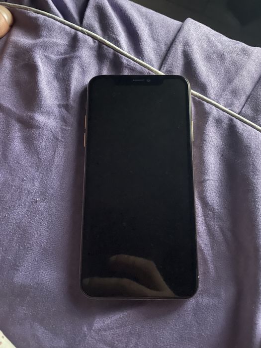 Vand/schimb iphone 11 pro max 256