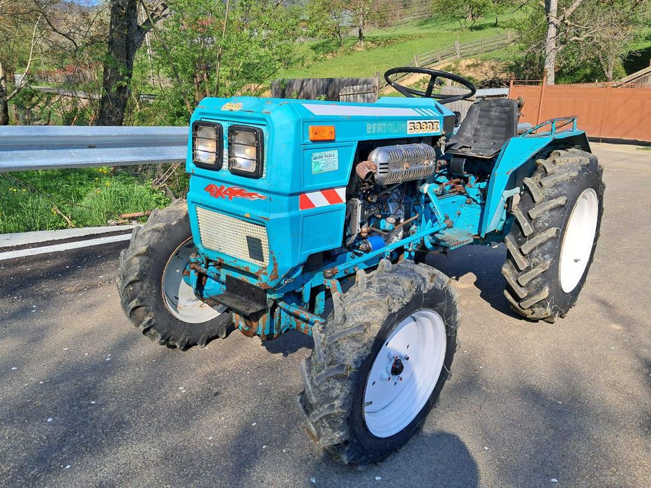 Tractoras 4x4 33cai Bertolini cu carte Rar