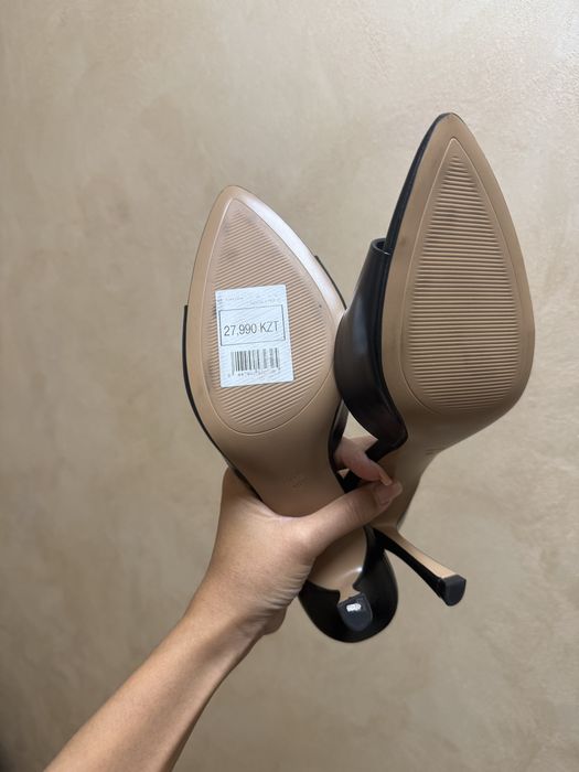 Трендовые босоножко Mango