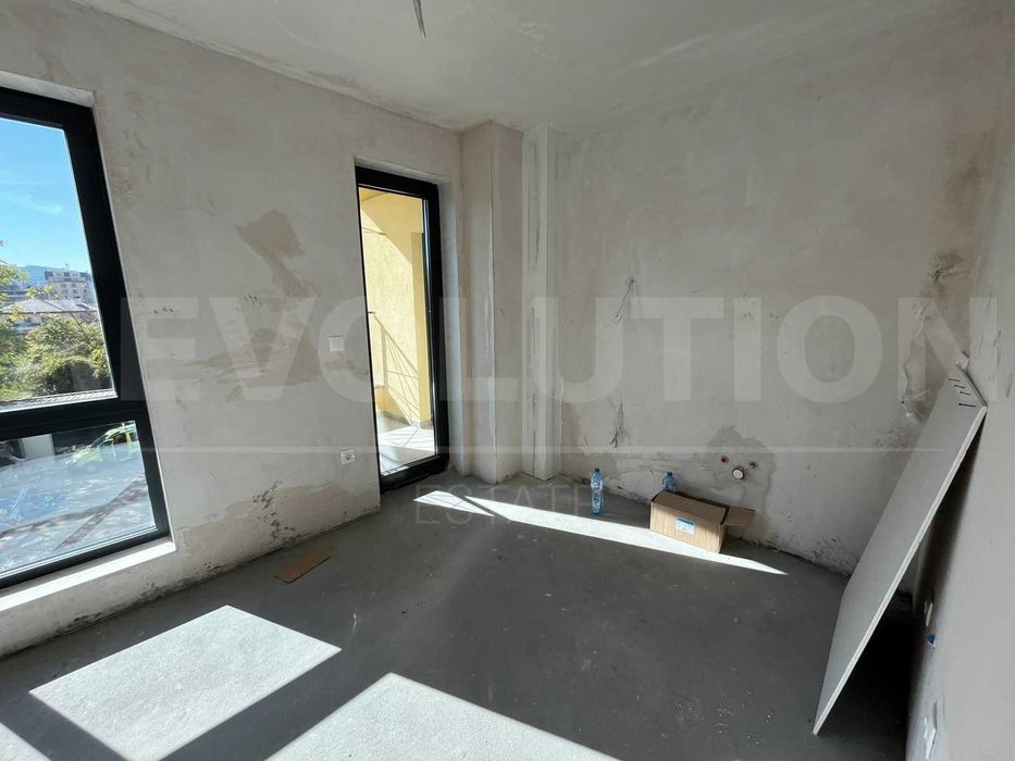 Продава се Двустаен апартамент в София, Сухата река - 76 кв.м за 2200 €/кв.м - Снимка #3