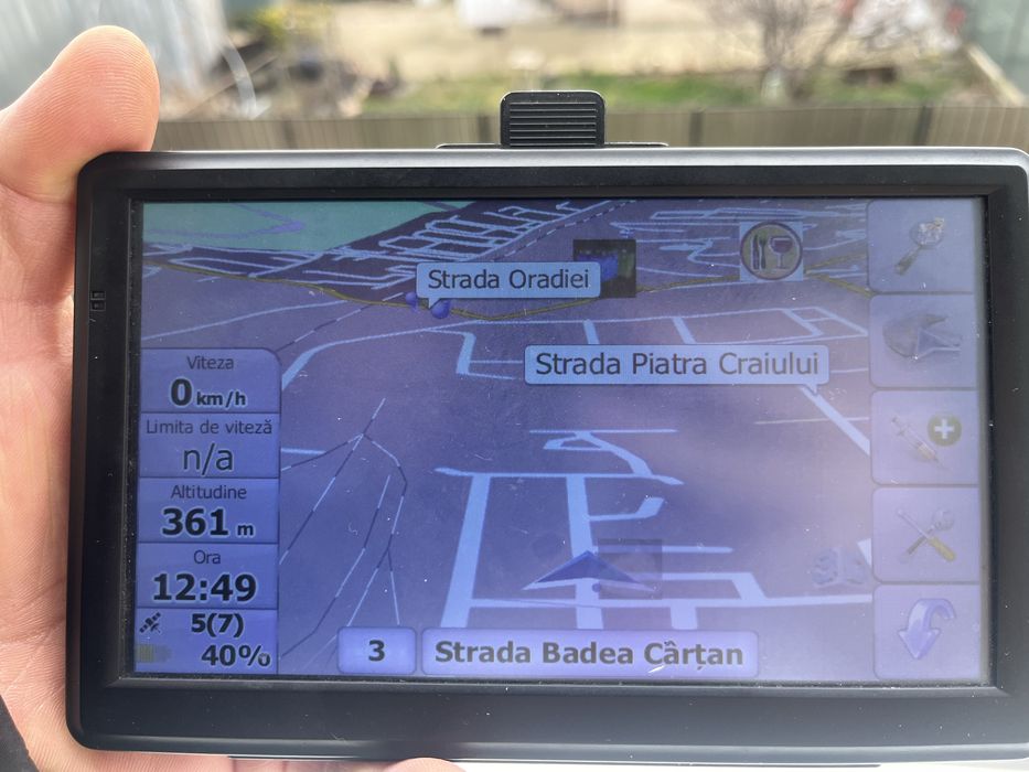Vând GPS.