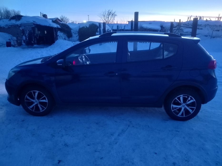 Продаётся Lifan X50.
