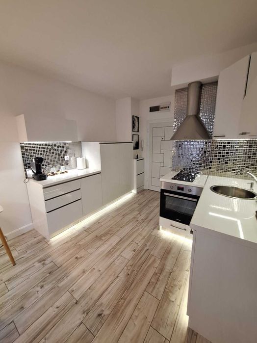 Двустаен апартамент Център