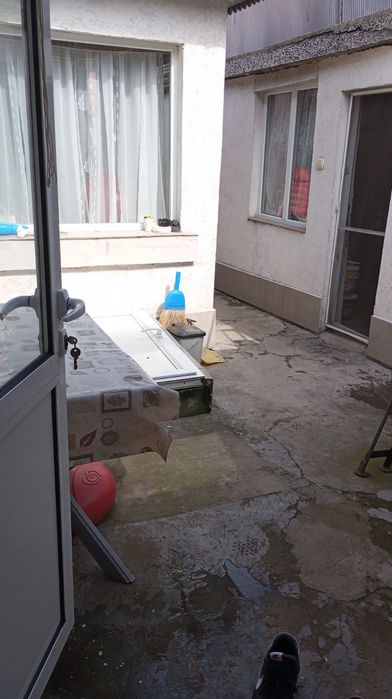 Продавам къща до новия стадион