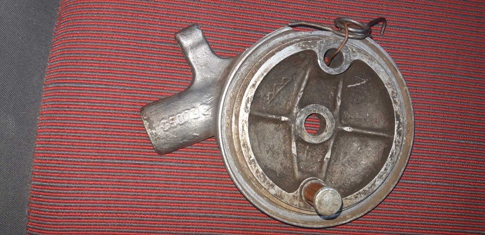 Симсон кр 50, багажник ,задни пружини,спирачен капак,стькло за фар,бут