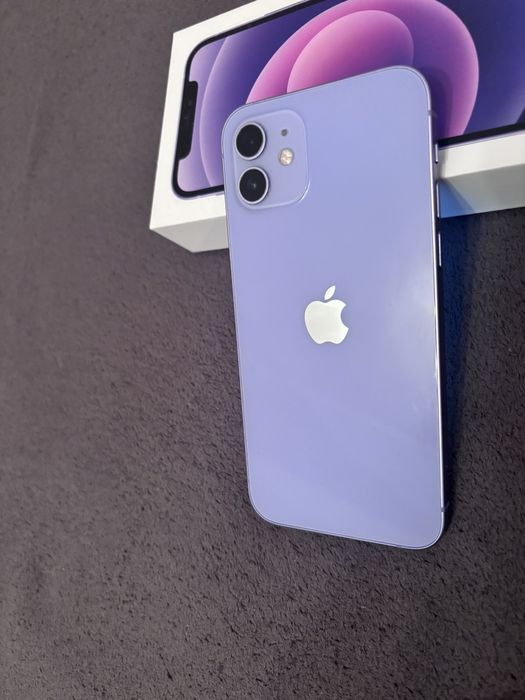 Iphone 12 64gb с нова батерия