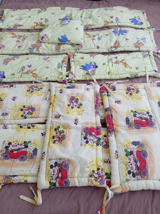 Два комплекта обикокници за бебешко лего + възглавничка.