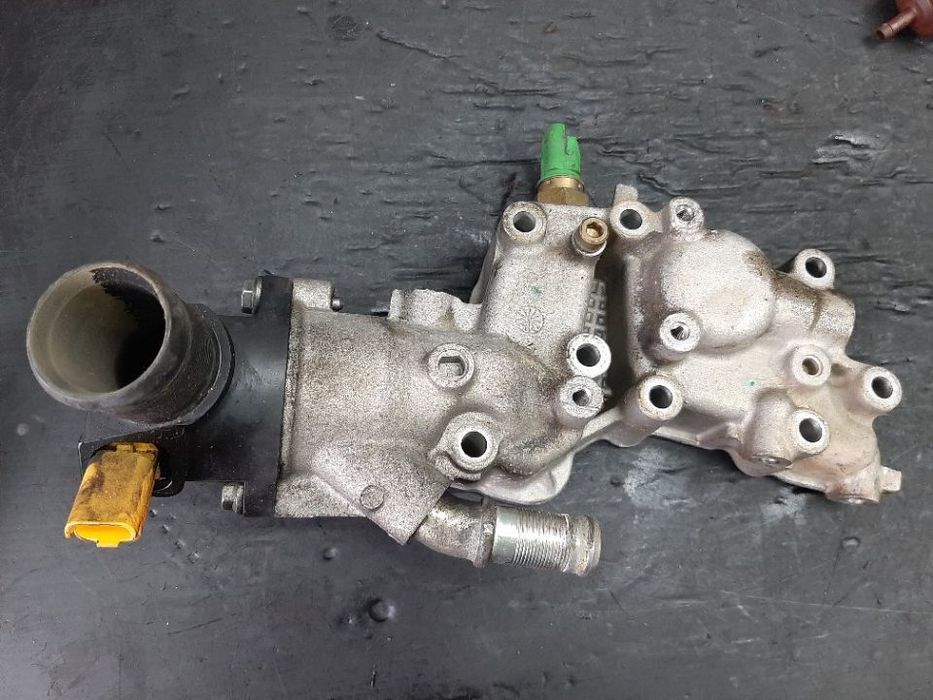 carcasa termostat peugeot 207 307 citroen c3 c2 1.4b hfx  9650926280