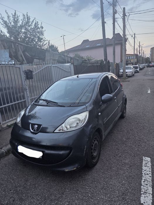 PEUGEOT 107