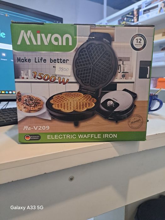 Электрическая вафельница