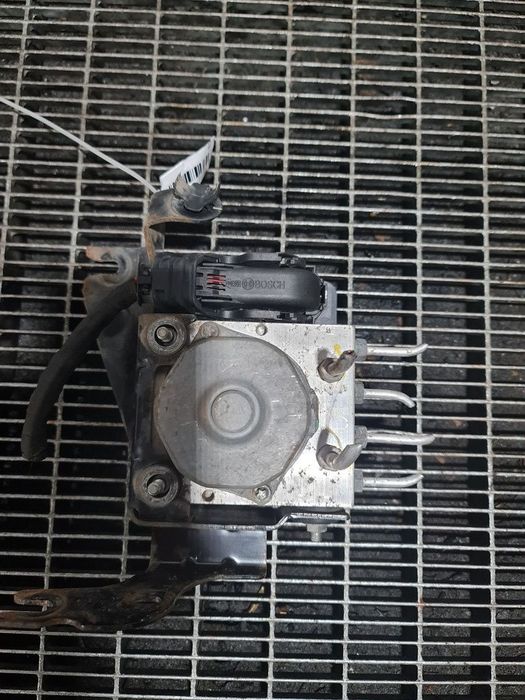 Pompa abs Dacia Dacia Logan II MCV 2013 - 2016 (1335) Benzina ASR