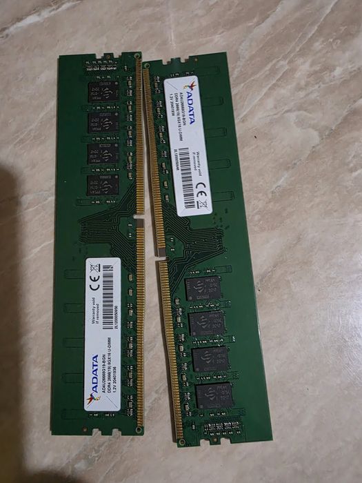 Vând rami pc 16gb ddr4