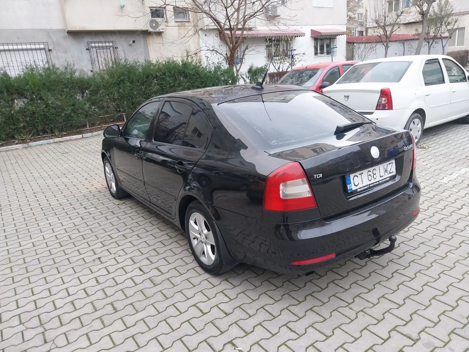 Vând skoda octavia 2011 automat DSG 7+1 diesel 105 CP!!