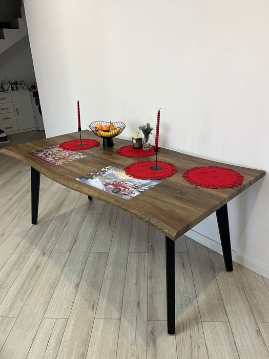 Masa Living sau Bucatarie