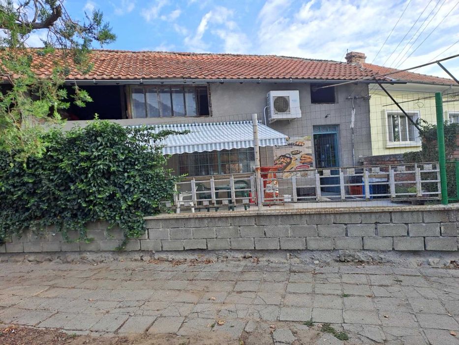 Продава се Къща в с. Лозенец, Област Ямбол - 130 кв.м за 208 €/кв.м - Снимка #1