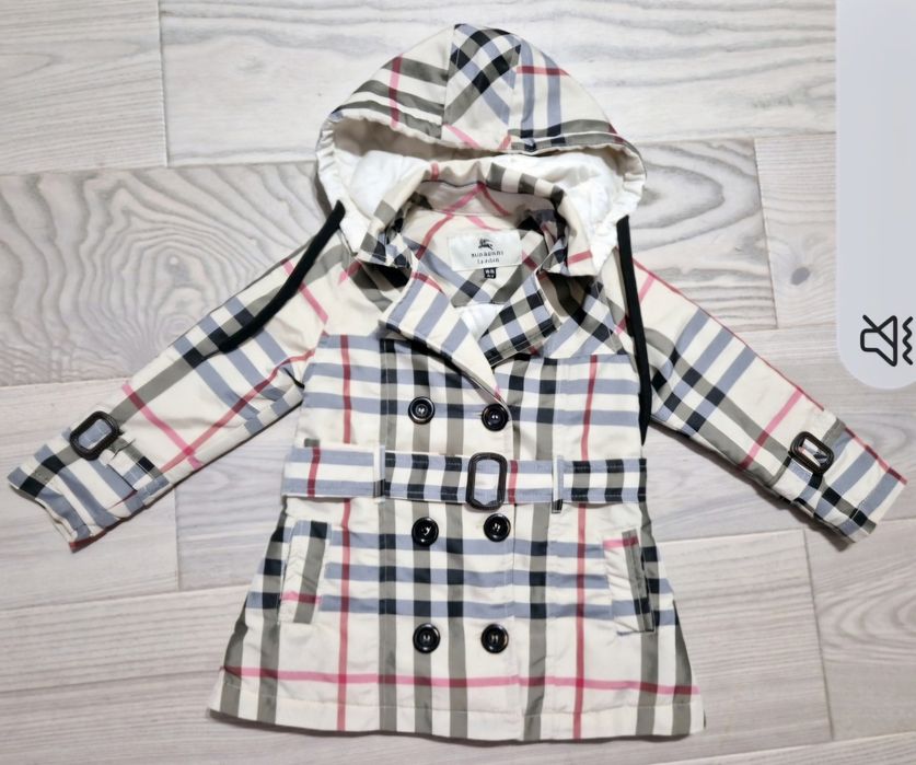 Trench Burberry London fetite marimea 86